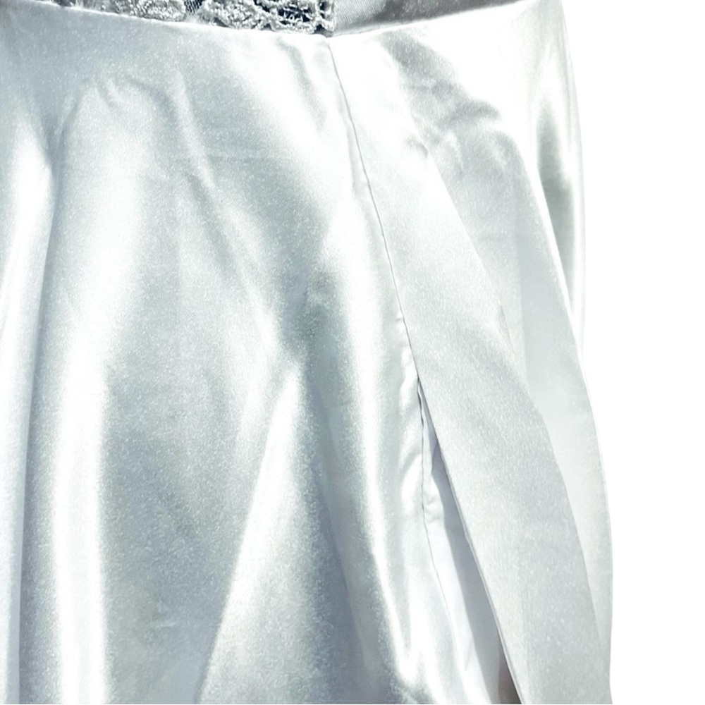 White satin wedding dress pockets in skirt Women’s Size 6 New in original bag - Picture 8 of 12